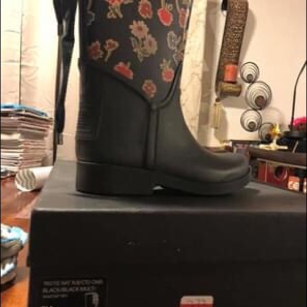 Coach Rain Boots NW - Picture 4 of 6